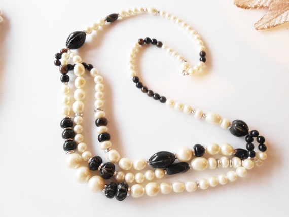 Vintage Pearl and Black Bead Necklace, Glamorous … - image 1