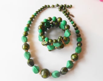 1950s Green Jewelry Set, Necklace Bracelet Set, Green Pearl and Bead Jewelry, Mid-Century Jewelry Set
