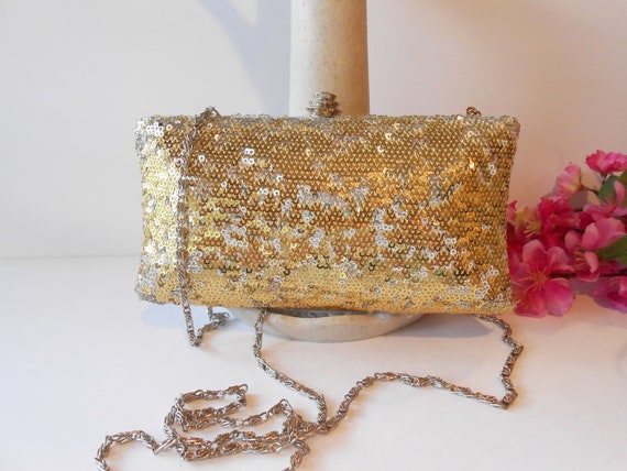 VINTAGE 1960s H L GOLD EVENING BAG WITH UNIQUE CHAIN HANDLE AND LOVEL –  Vintage Clothing & Fashions | Midnight Glamour