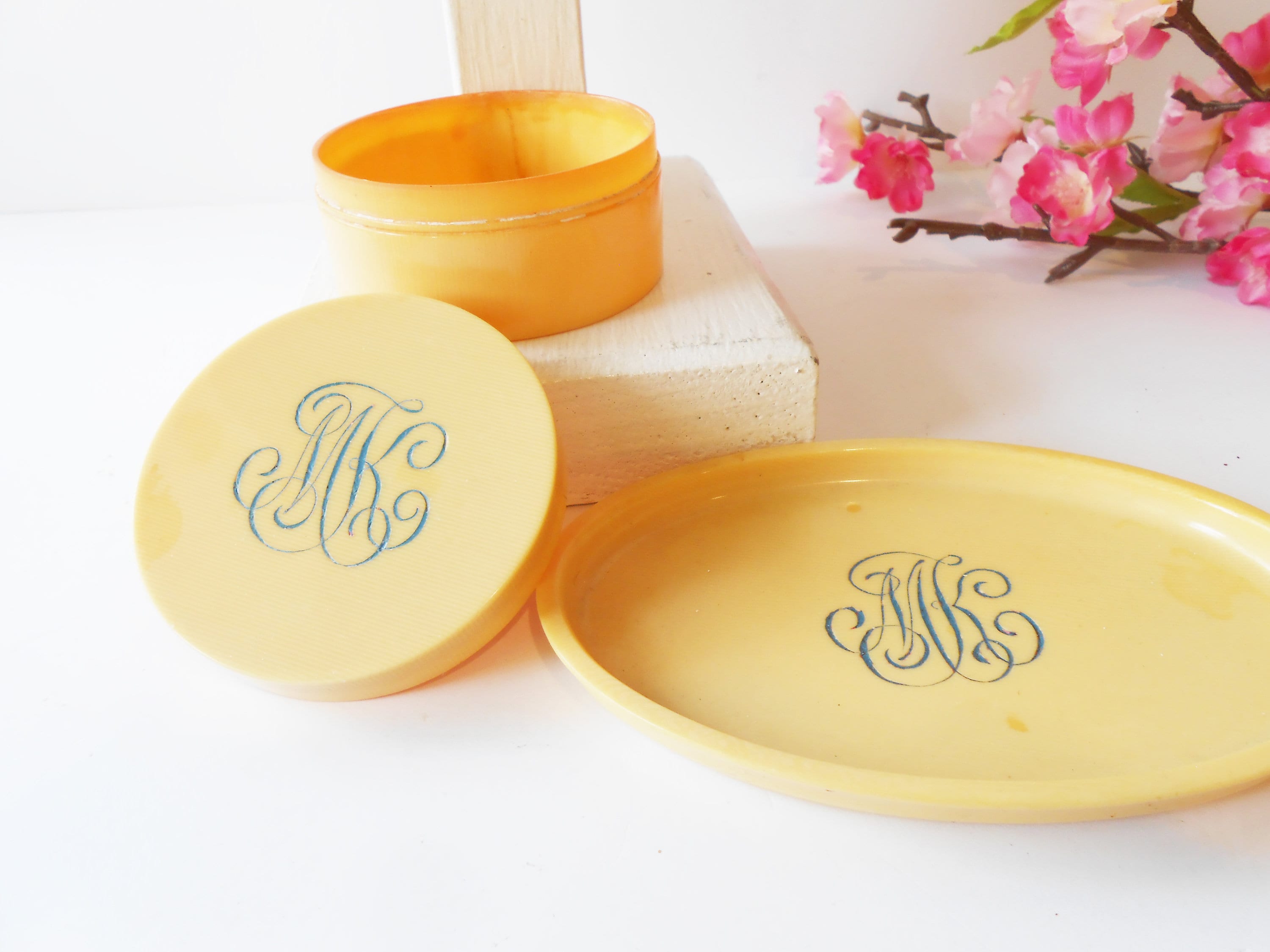 Vintage Butterscotch Bakelite Vanity Set, Monogrammed Powder  display picture 1