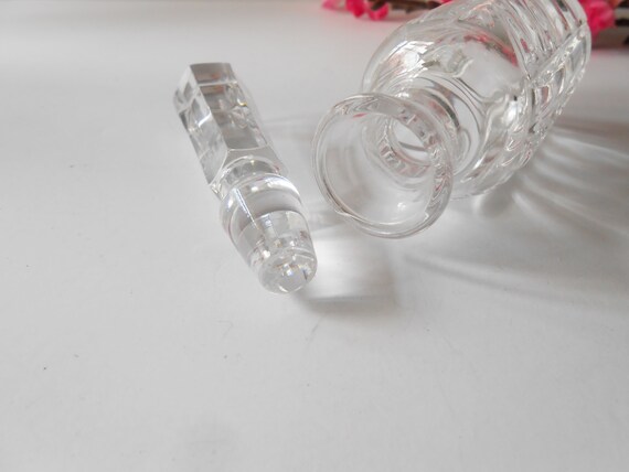 Vintage Perfume Bottle, Glass Scent Bottle, Old P… - image 5