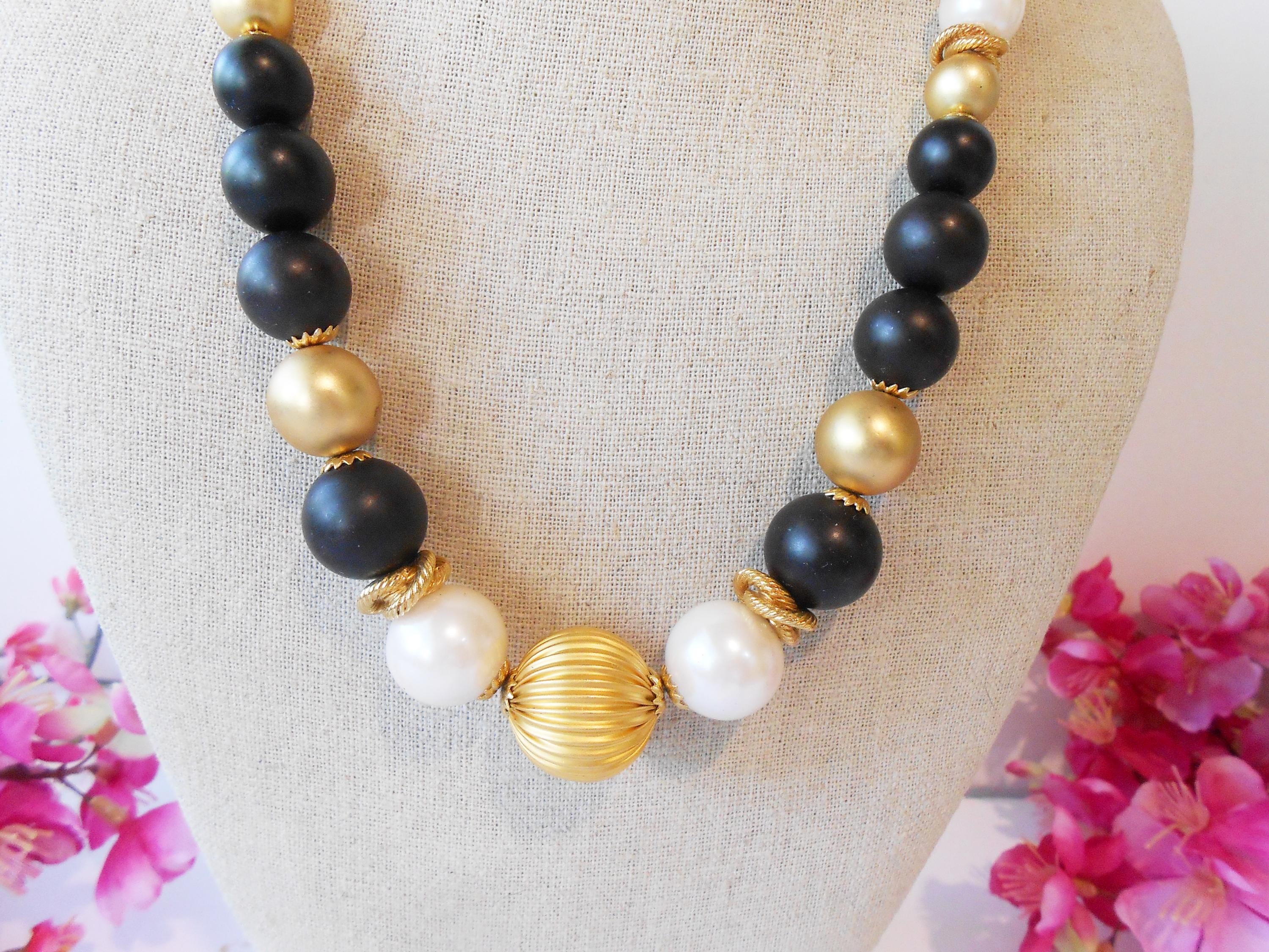 Vintage Pearl Necklace, Pearl and Black Bead, Black White