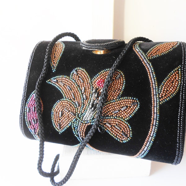 Vintage Black Velvet Evening Bag, Velvet Beaded Handbag, Velvet Clutch Bag EB-