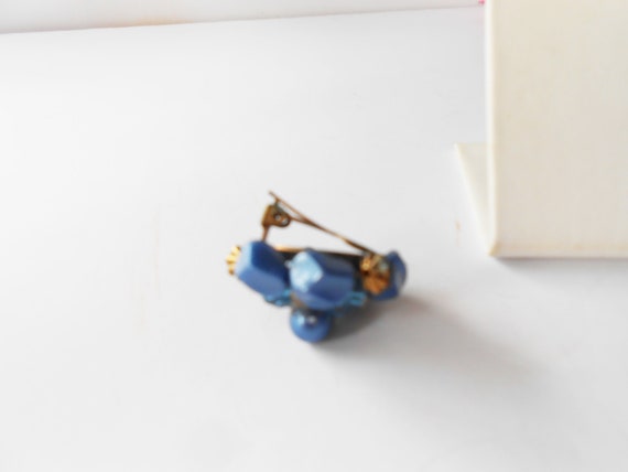 Vintage 50s Blue Bead Clip On Earrings, Blue Pear… - image 7