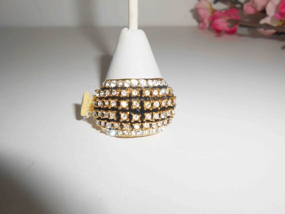 Vintage Rhinestone Earrings, Dome Top Clip On - image 9