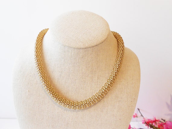 Vintage Goldtone Collar Necklace with Raised Link… - image 3