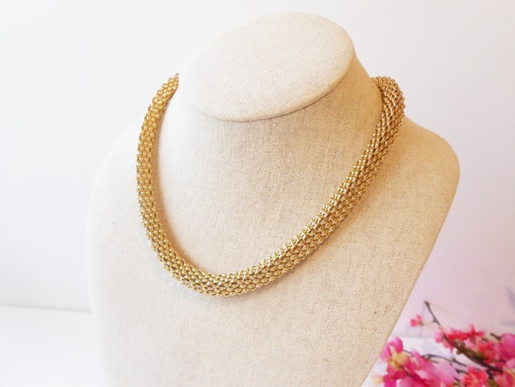 Vintage Goldtone Collar Necklace with Raised Link… - image 4