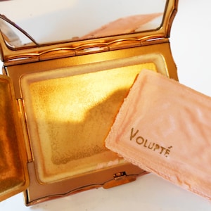 1950s Ladies Volupte&quot; Compact, Glamorous 1950&#39;s Compact, Vanity Accessory, Mom Gift, Wife Gift