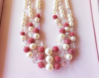 Collar de perlas vintage, perlas de triple hebra con cuentas rosas y transparentes