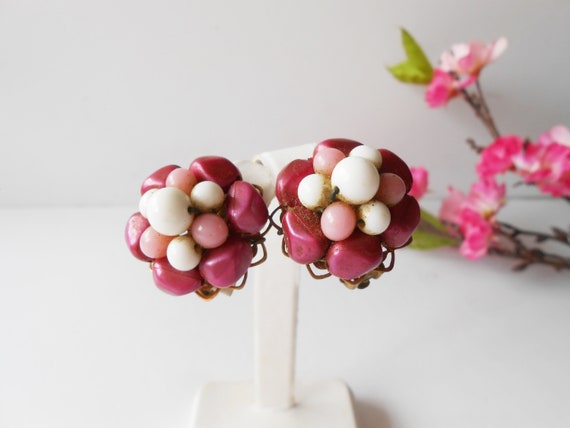 Vintage 50's Bead Earrings Rose Lavender, Cluster… - image 2