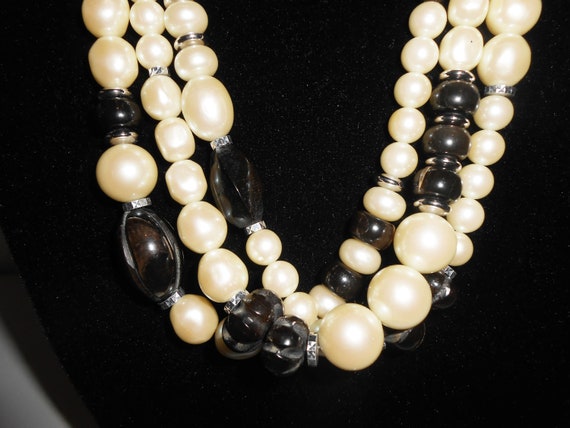 Vintage Pearl and Black Bead Necklace, Glamorous … - image 6