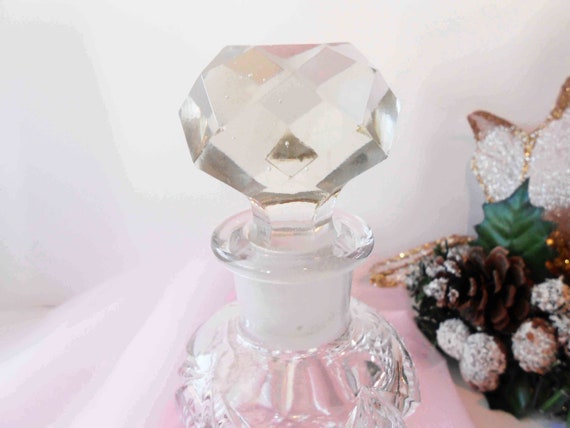 Vintage Glass Perfume Bottle, Glamorous Scent Bot… - image 5