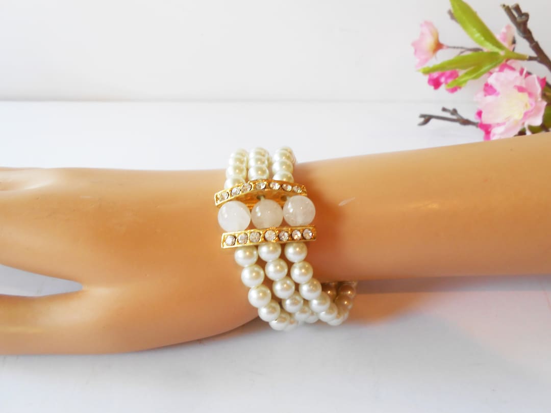 Vintage Triple Strand Pearl Bracelet, White Pearl Wedding Bracelet