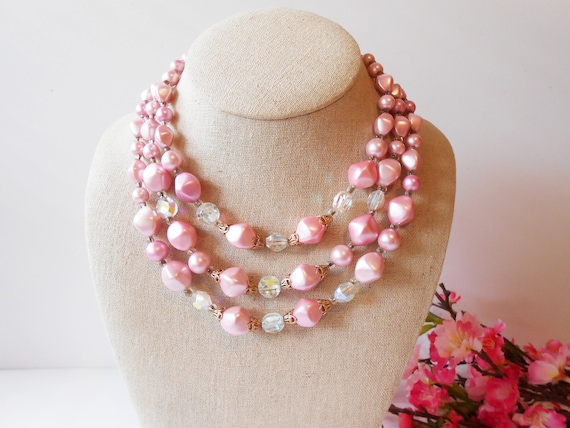 Vintage Pink Pearl Bead Necklace, Triple Strand B… - image 1