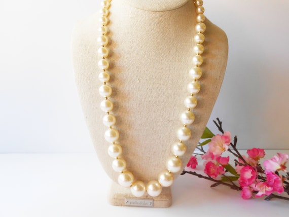 Vintage Pearl Necklace, Single Strand Pearl Beads… - image 2