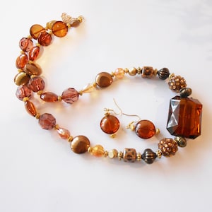 Cinnamon Bead Necklace Earring Set, Single Strand, Wire