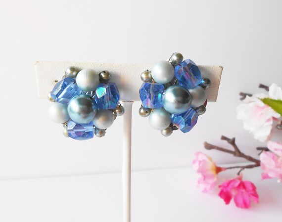 Vintage 1950's Blue Earrings, Blue Bead Cluster S… - image 1