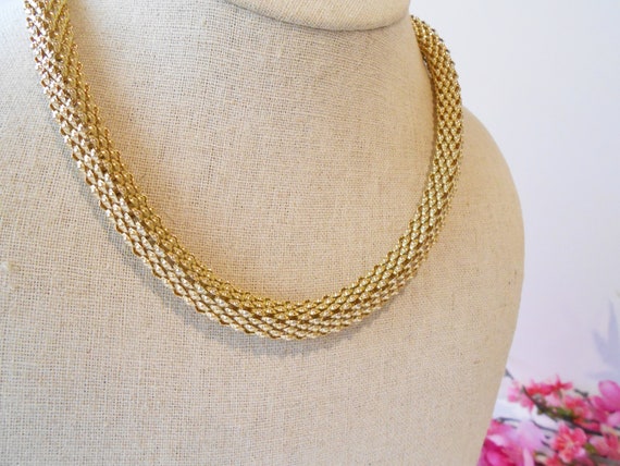 Vintage Goldtone Collar Necklace with Raised Link… - image 9