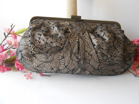 Black Cream Lace Evening Bag, Vintage Lace Clutch… - image 2