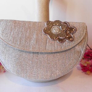 Vintage Silver Metallic Clutch Bag, Rhinestone Floral Evening Purse zdjęcie 6