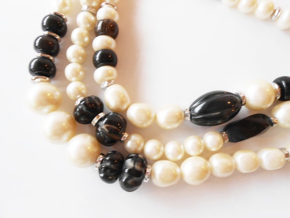 Vintage Pearl and Black Bead Necklace, Glamorous … - image 2
