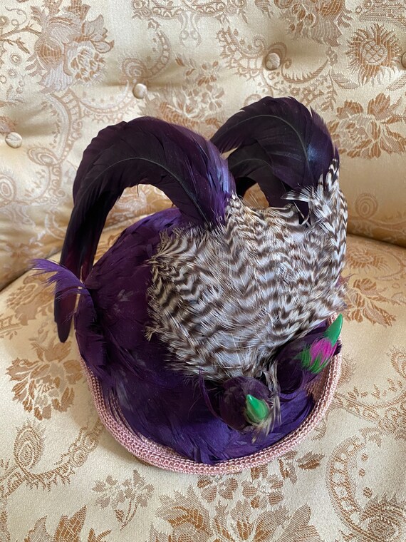 Exquisite 1880s Gilded Age Antique Purple Feathered Hat  display picture 2