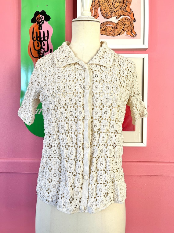 1970's Ivory Cotton Floral Handmade Crochet Top