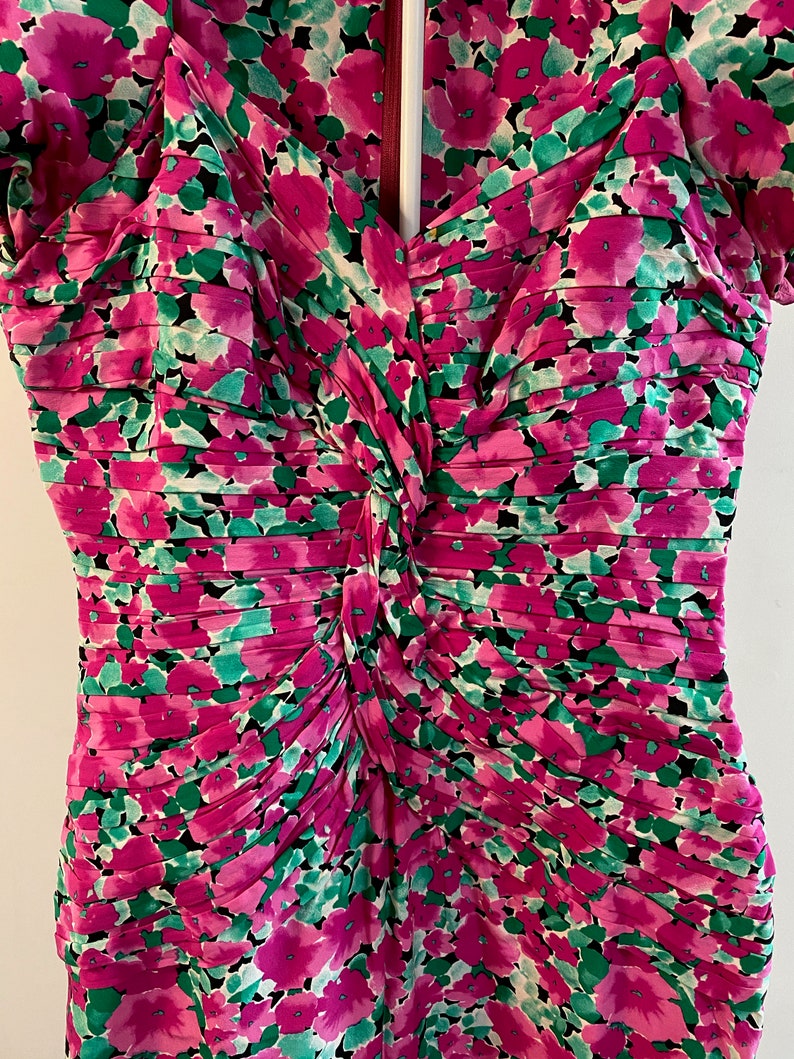 Vintage Floral Silk Midi Dress with Sweetheart Neckline image 2