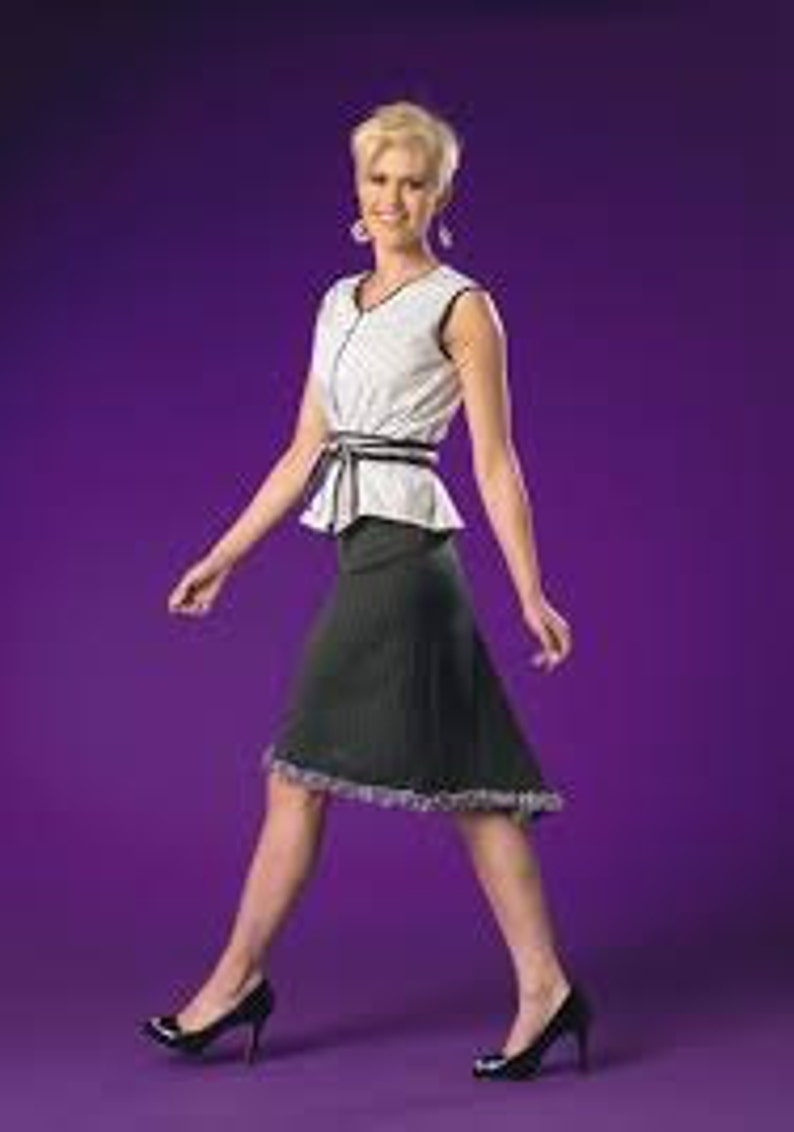McCall/'s 7017 Misses/' Tops Belt and Skirts Sewing Pattern