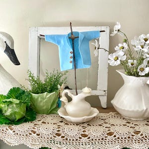Peter Rabbit Jacket and Shoes Hanging on Sticks / Mr. Mc Gregor&#39;s Garden / Plant Stakes / Party Decor / Easter