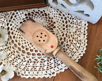 Antique Primitive Wooden Garlic or Lemon Press or Juicer, Vintage Farm House Decor, Kitchen Press