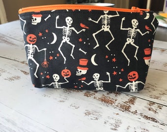 Black and orange Halloween skeleton makeup zipper pouch