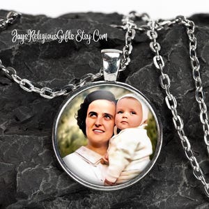Saint Gianna Beretta Molla Silver Necklace - Catholic Patron Saint Pendant Gift for her - Religious Photo Jewelry Gift for Women