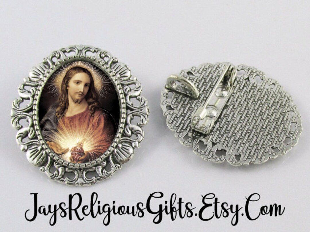 Choose Design Sacred Heart of Jesus Silver Brooch Religious Photo Pin ...