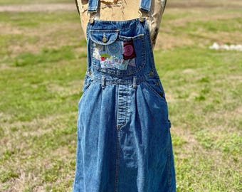 Vintage 80s 90s GUESS Denim Overall Dress – Patchwork Bib Skirt Overalls