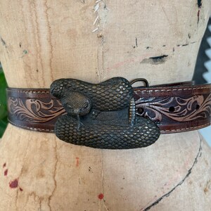 Vintage Women’s Snake Coil Belt VINTAGE WHITING & DAVIS GOLD ADJ MESH SNAKE Necklace / Belt  main image 4