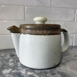 Vintage McCoy 1418 Teapot