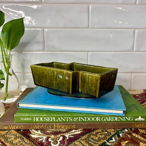 Vintage Ungemach Roseville Green Planter – Mid Century Modern Geometric Ceramic Pot