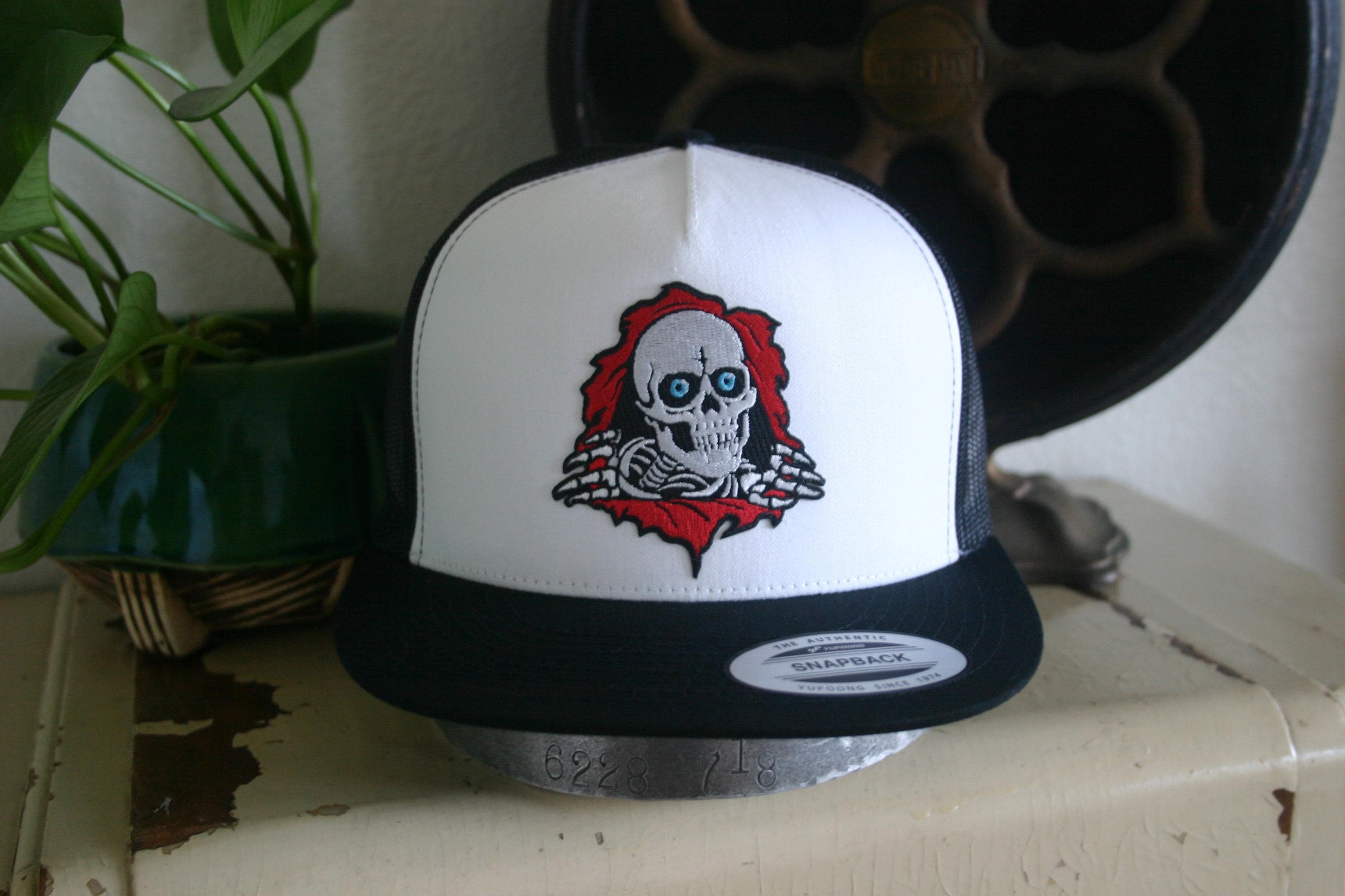 Cap Powell Peralta - Etsy