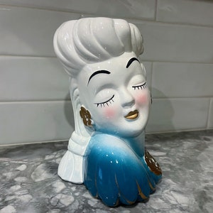Beautiful Vintage Head Vase Betty Grable Glamour Girl / 1970s Glamour Girl Head Vase, Betty Grable in Turquoise and Gold / Vintage Head Vase