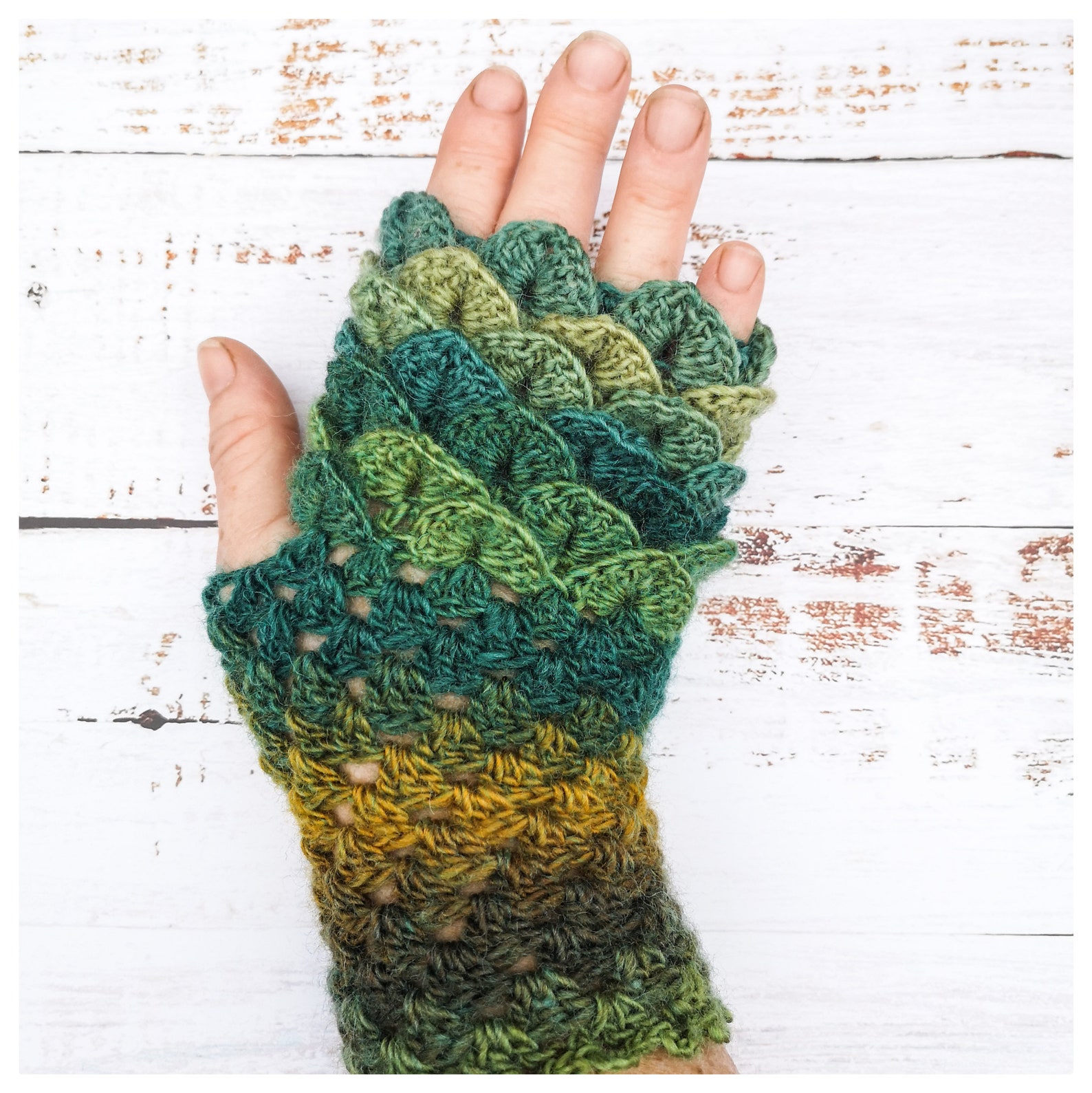 Dragon Scale Gloves Lost In A Forest Etsy dragon-scale-gloves-lost-in-a-forest-etsy
