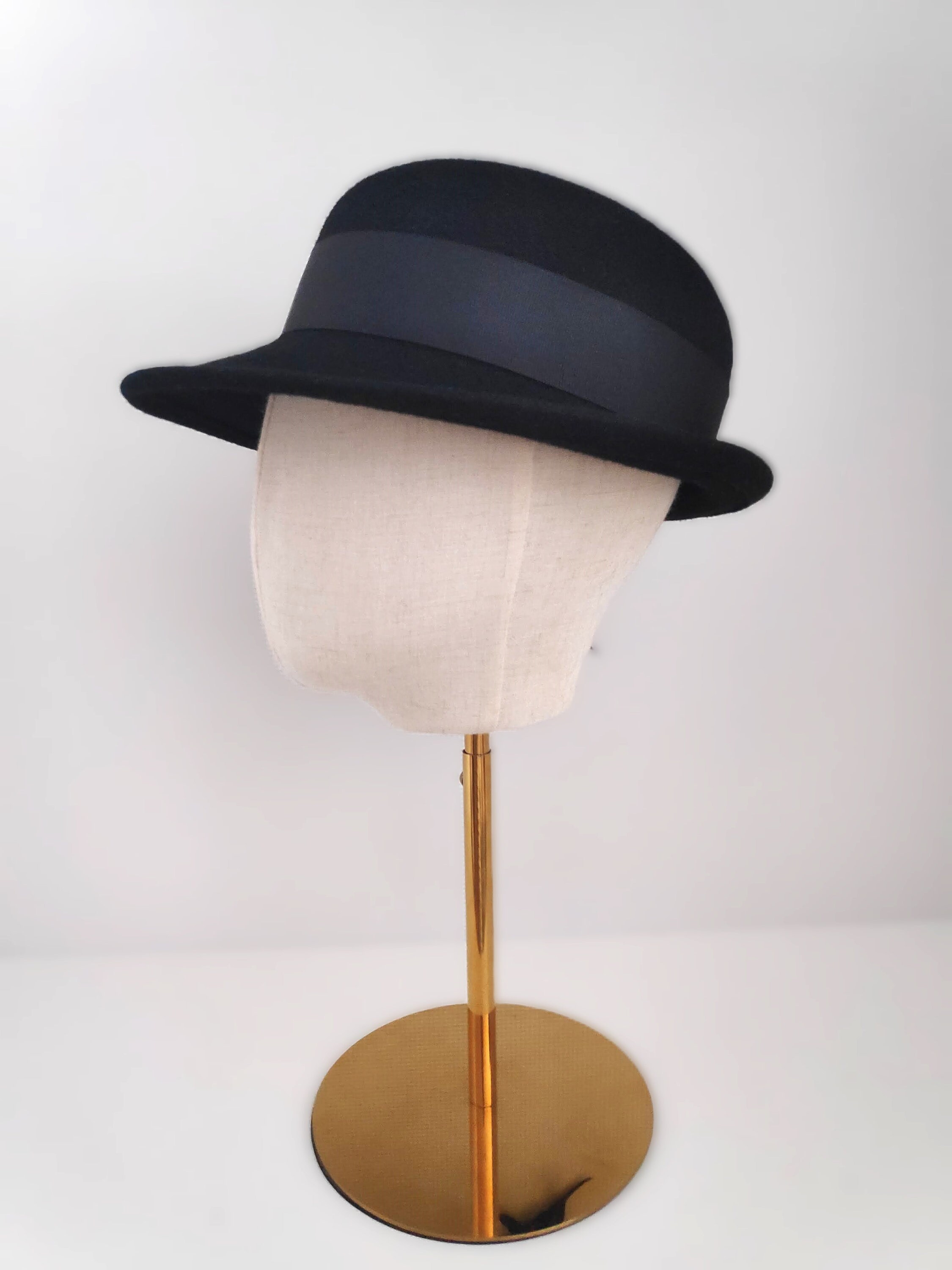 Classic Vintage Inspired Black Felt Hat With Feather Detail Classic Vintage Inspired Black Felt Hat With Feather Detail