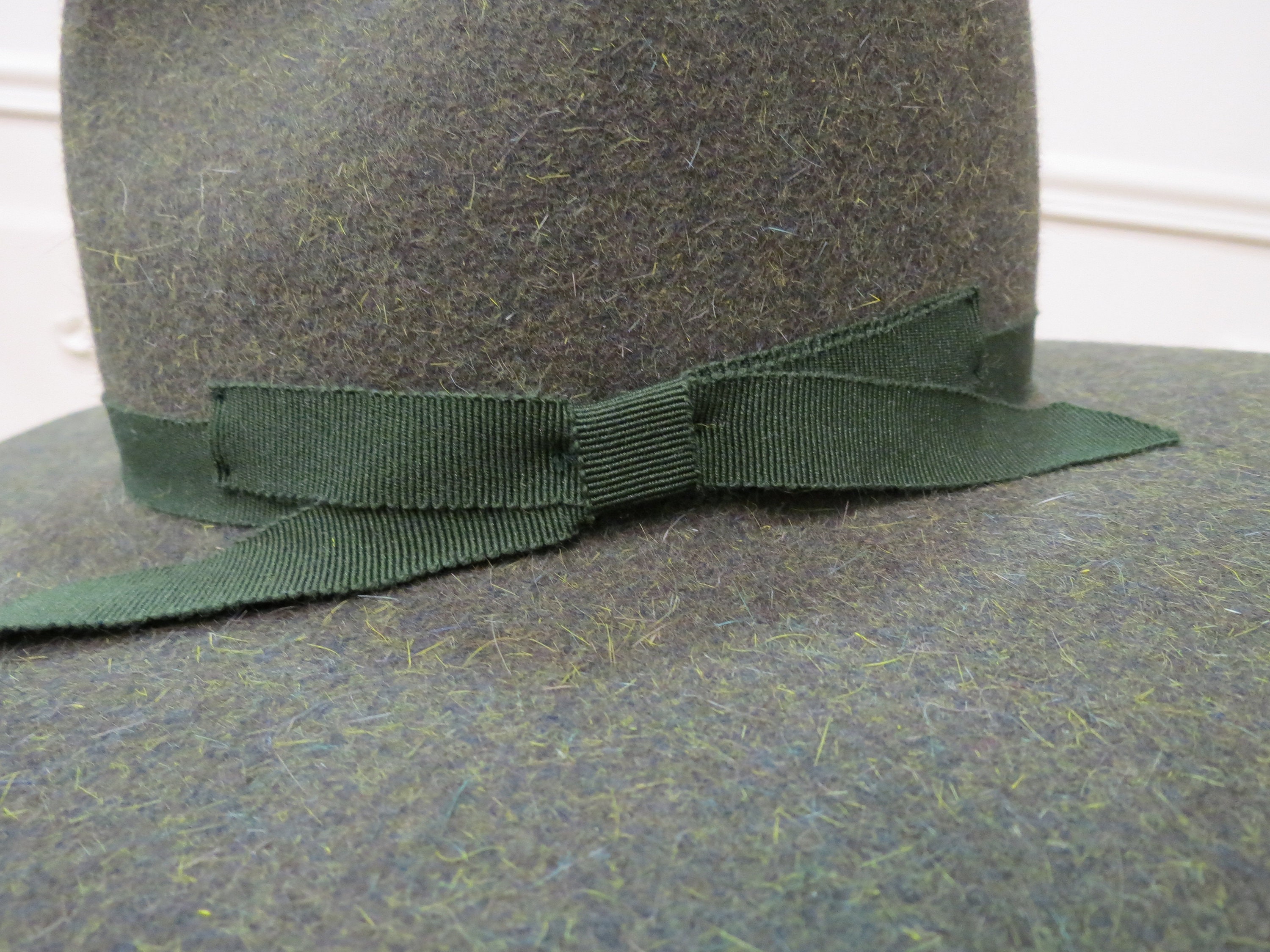 Handmade big brim hat, emerald green, fur felt Giovani Collection – Emerald Green Wool Felt Fedora Hat with  main image 3
