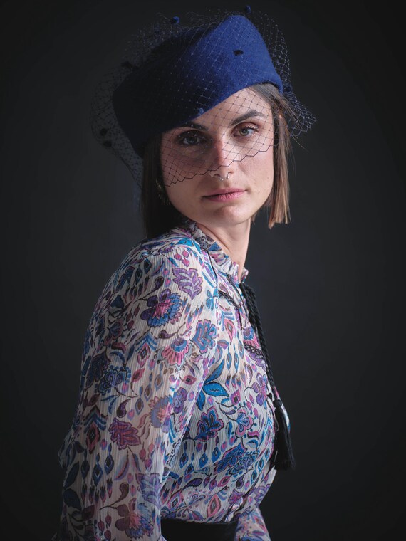 Vintage Navy Blue Veiled Pillbox Hat Fascinator 1950s Style Vintage 50 main image 4