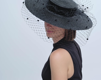 Black Wide Brim Straw Boater Hat with Veil – “Cocó” – Velvet Bow Hat for Wedding or Ascot – Handmade by Ane de Coco