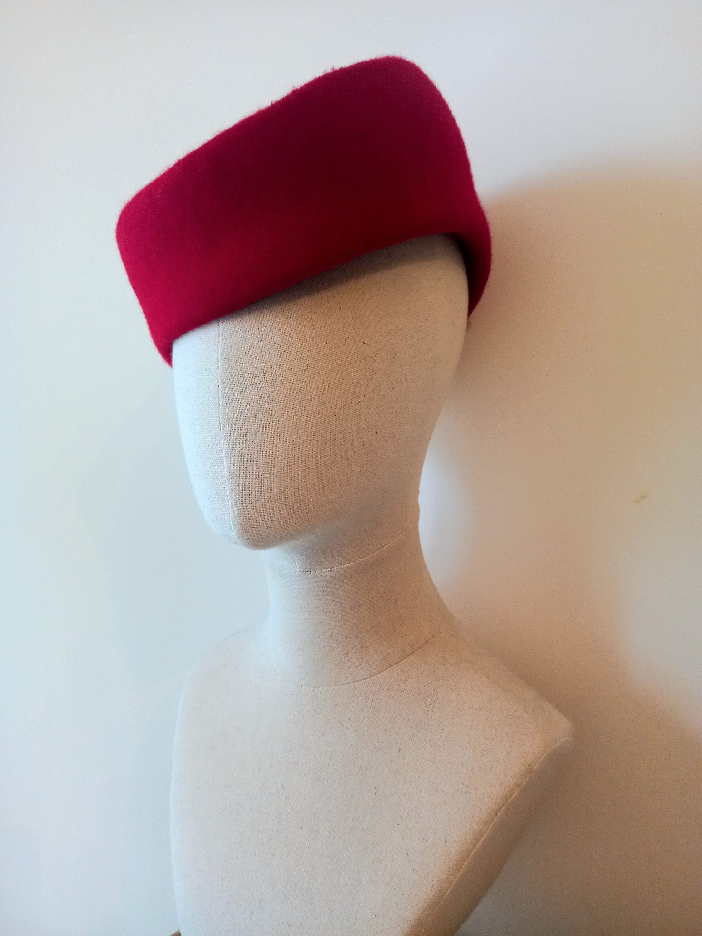 Vintage 1940s Pillbox Felt Hat Charmette & Duby New York Crimson Wool Beret Lot Duby Hat - Etsy main image 4