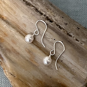 Single Pearl Drop Earrings in Sterling Silver, Little Pearl Dangle, Small Pearl Jewelry, Bridesmaids Earrings Set