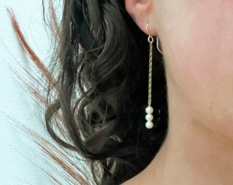 Minimal Pearl and Chain Drop Earrings, Long Pearl Dangle Earring - Wedding Three Pearl Earring, Cream, White Pearls - Bridesmaids Classic