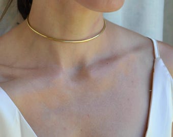 Gold Neck Cuff, Neck Collar, Open Neck Choker, Gold Metal Choker, Eternity Necklace Cuff, Day Collar