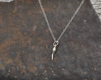 Tiny Italian Horn Necklace Sterling Silver, Horn Dainty Gold Luck, Horn Pendant, Horn Jewelry, Horn Charm Gift